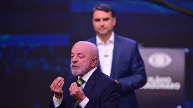 Lula ja Bolsonaro vaativat toistensa pudottamista vaaleista – tästä kiistassa on kyse