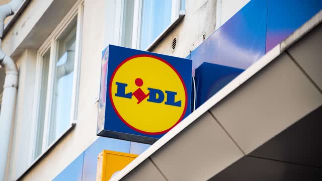 Jannen Lidl-reissu johti rikosilmoitukseen – Kaupan tarjoama hyvitys tyrmistytti: ”Eihän se kipu sillä lähde”