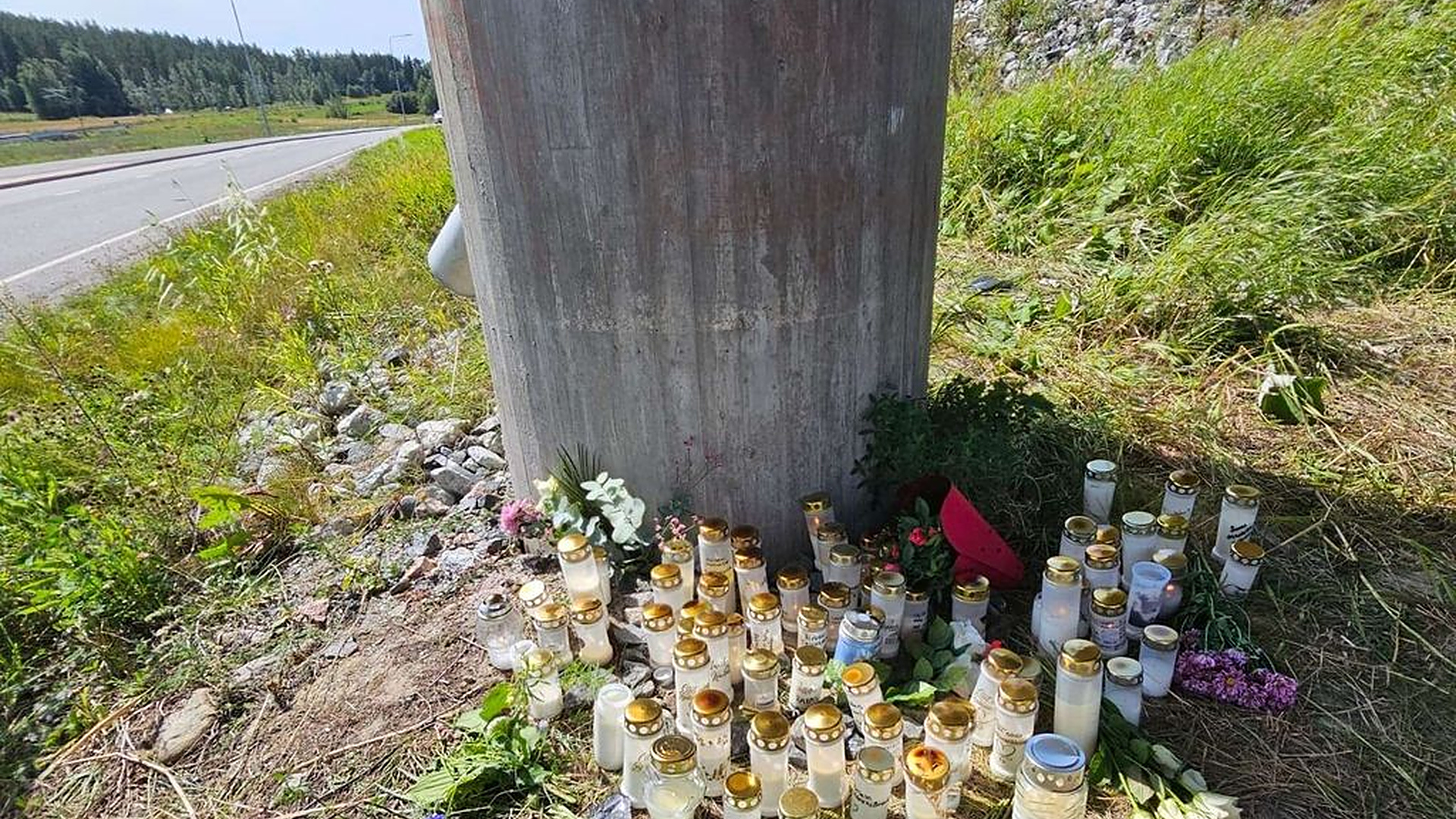 Kaksi nuorta kuoli Kaarinassa ulosajossa – Matkustajan puhelimeen tallentui karmea lukema