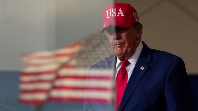 Kysely: Trumpin kannatus laski ennätyksellisen alhaiseksi välivaalien alla