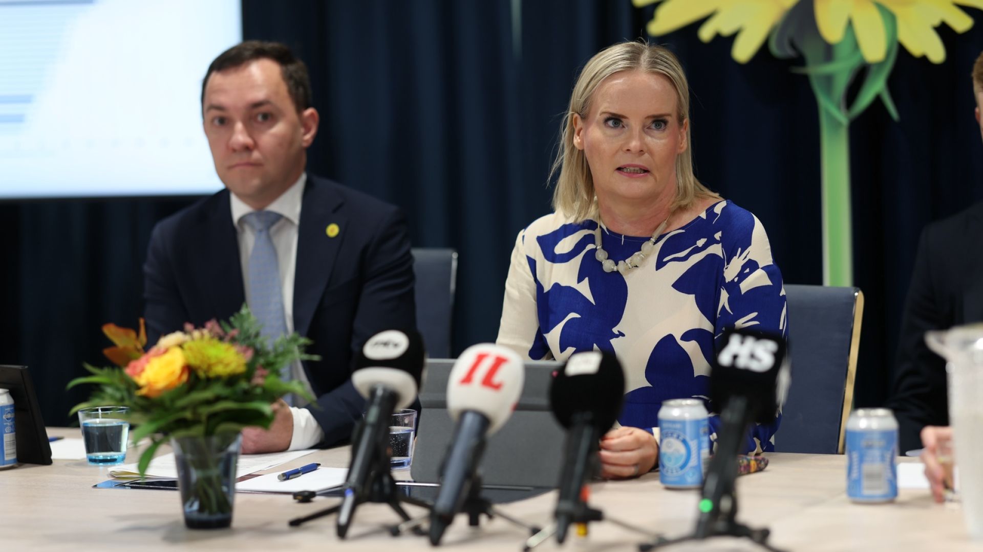 Perussuomalaisten leikkauslista julki: Kohteena ympäristöministeriö, Opetushallitus, toimitus... – veroja datakeskuksille, pankeille ja sokerille