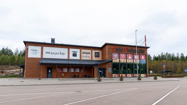 Väylävirasto vaatii tyhjiä kahvilarakennuksia pois Pyhtäältä, mutta omistaja ei anna periksi