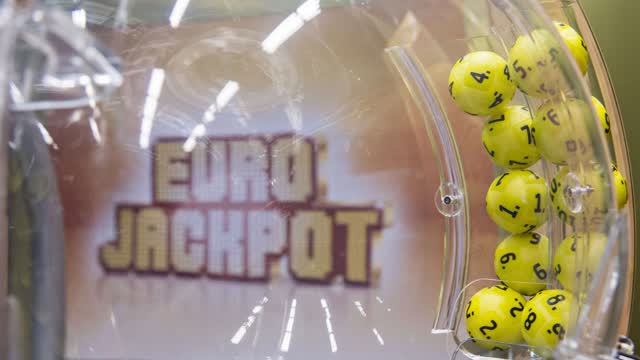 Eurojackpotissa täysosuma – Tällä rivillä voitettiin 19 miljoonaa euroa