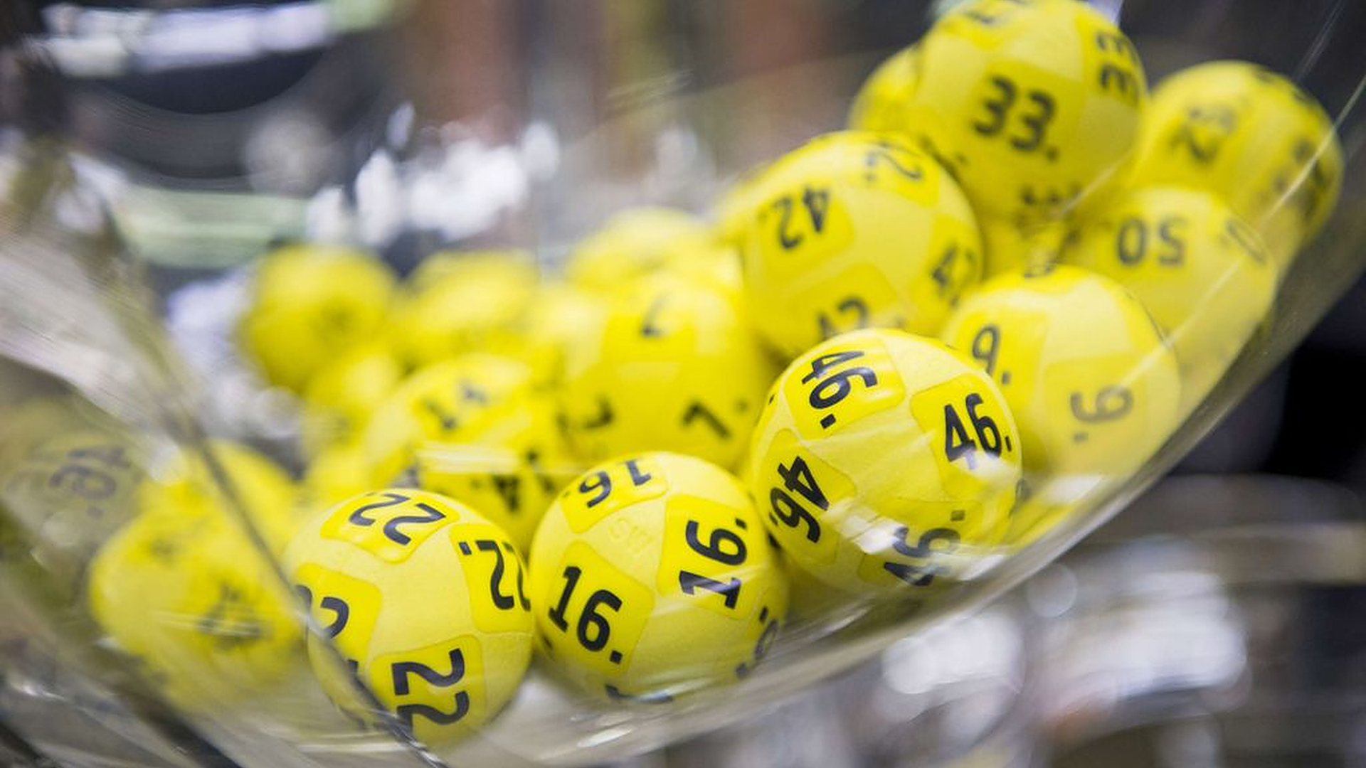 Reilun kolmen miljoonan Eurojackpot-voitto osui Suomeen – Tänne