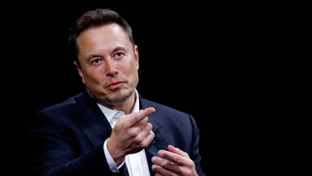 Elon Musk vahvisti: Tesla ja SpaceX neuvottelevat yhdistymisestä