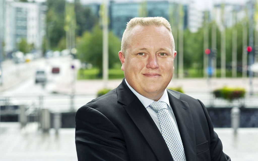 Hartwallin pitkäaikainen toimitusjohtaja pihalle