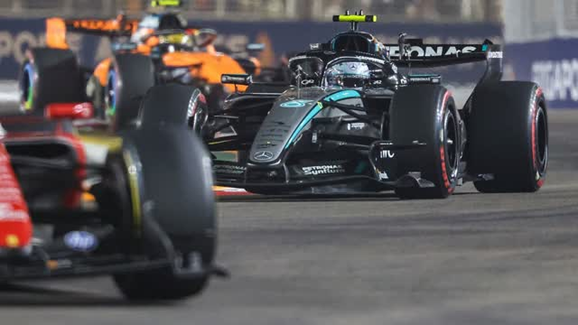 F1: Uusi sääntö heti roskiin