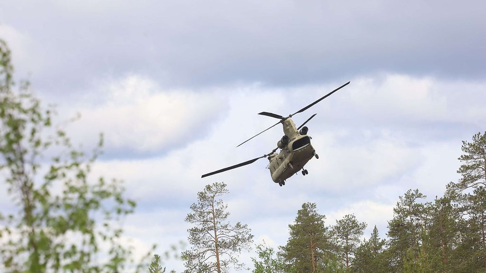 Erikoisjoukot vyöryvät Helsinkiin tänään – Massiivinen harjoitus näkyy ja kuuluu