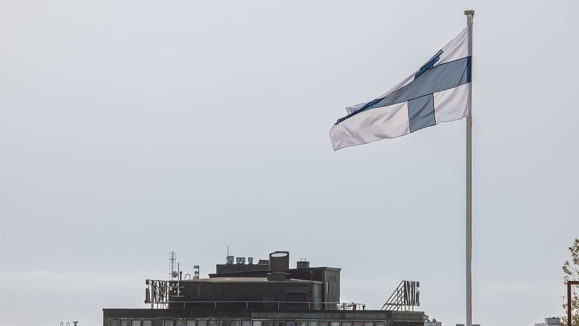 Suomen liput nousevat salkoon tänään – Tiedätkö syyn?