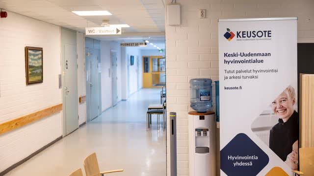 Iso muutos sote-alueiden ensi vuoden rahoitukseen – Keski-Uudellemaalle kylmä suihku