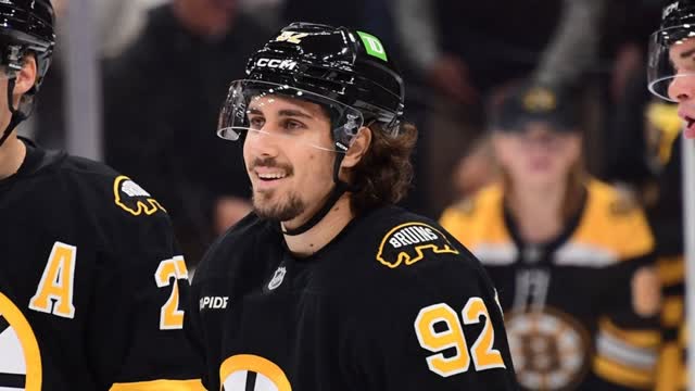 Boston räväytti NHL:ssä: venäläiselle maukas sopimus