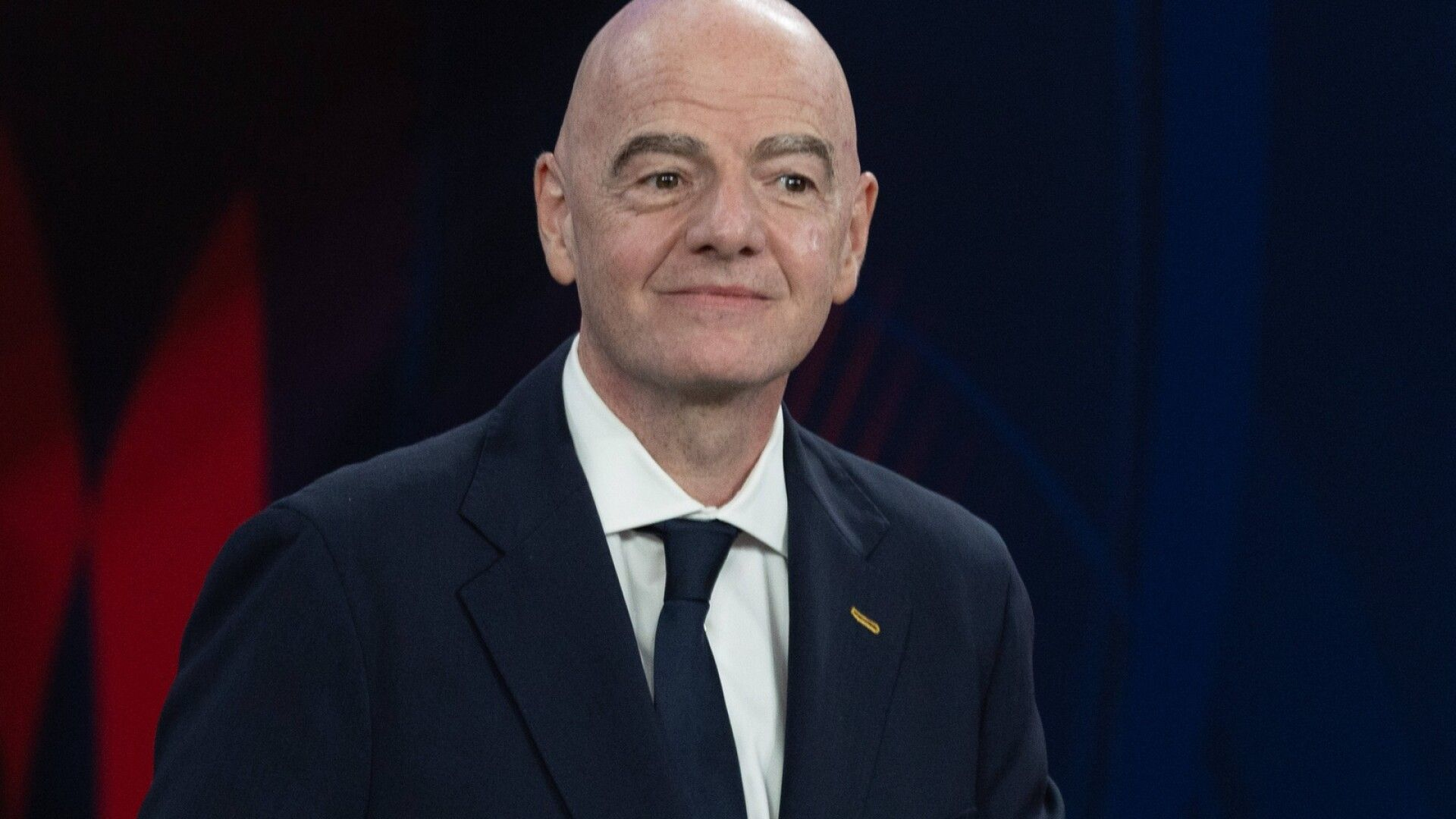 Gianni Infantinolta harvinainen haastattelu: nyt tuli suorasukaista puhetta