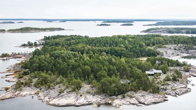 Kekkosen hulppea kalastussaari myynnissä – Hintalappu huimaa päätä