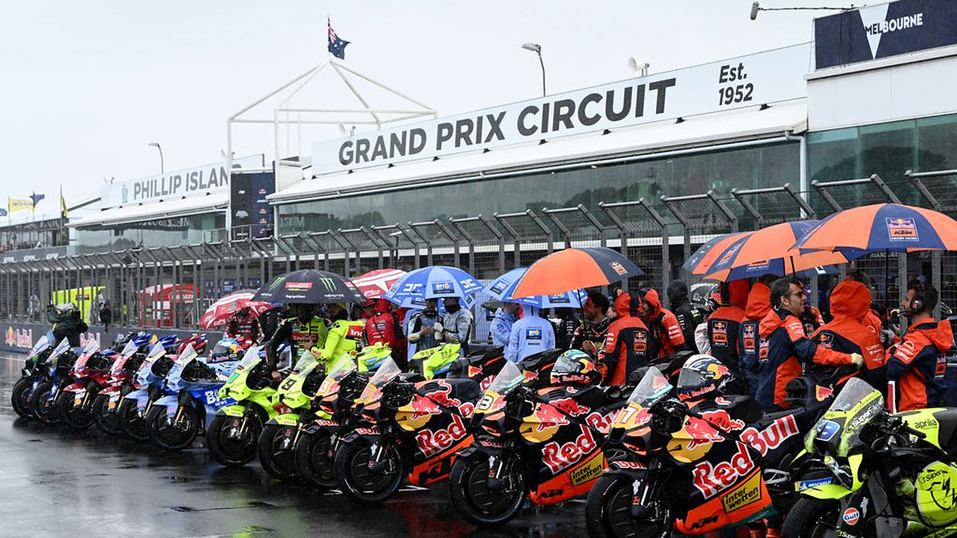 Helikopteri ei voinut nousta ilmaan – MotoGP-kilpailu on peruttu