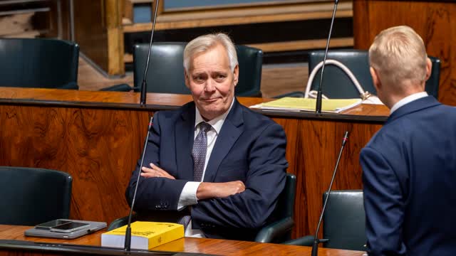 Antti Rinteen terveiset Lindtmanille: Maahanmuuttokeskustelu ei vain Nasiman vastuulla