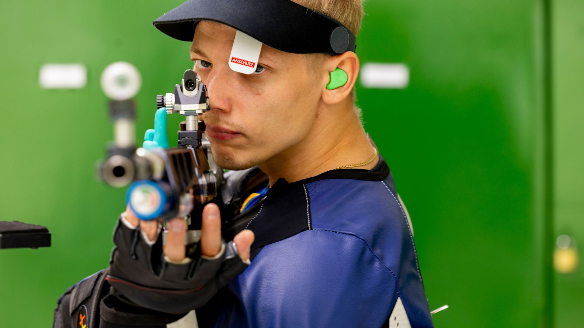 Olympialaisiin tähtäävä huippuampuja Aleksi Leppä aloitti uransa pikkupoikana selostamalla isälleen oman suorituksensa