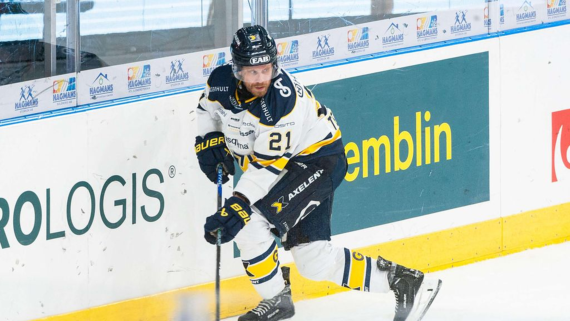 Liigajoukkueelta melkoinen hankinta – Entinen NHL-pelaaja Suomeen