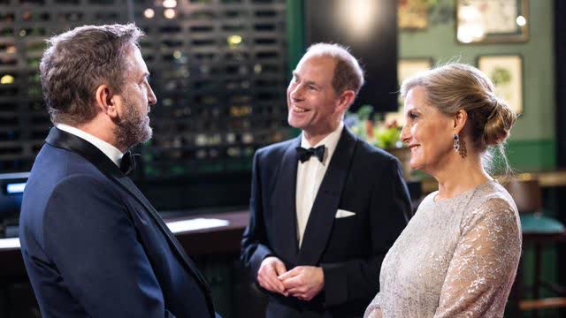 Britannian prinssi Edward ja herttuatar Sophie saapuvat Suomeen