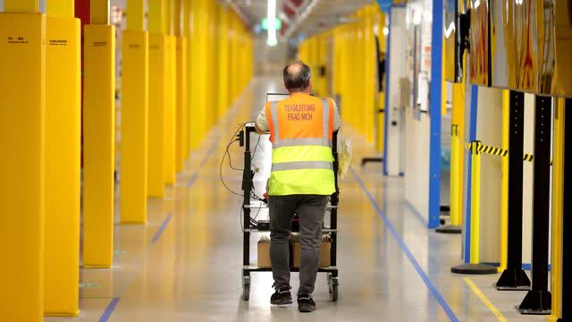 Amazon investoi ensi vuonna 16 miljardia euroa Saksaan